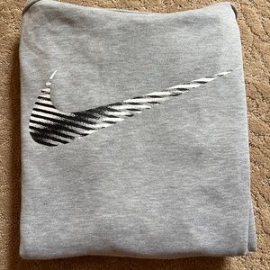 Nike mens sweatshirt